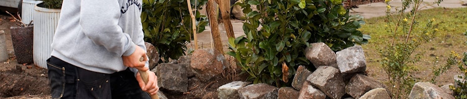 Legge belegningsstein: Hvor mye jord må jeg fjerne? Legge belegningsstein: Hvor mye jord må jeg fjerne?